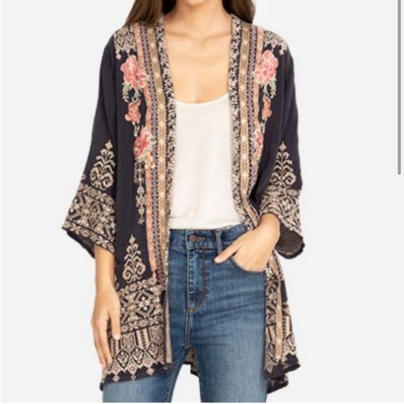 Johnny Was EUC Helena Kimono, Floral Embroidered size Medium - Picture 9 of 13